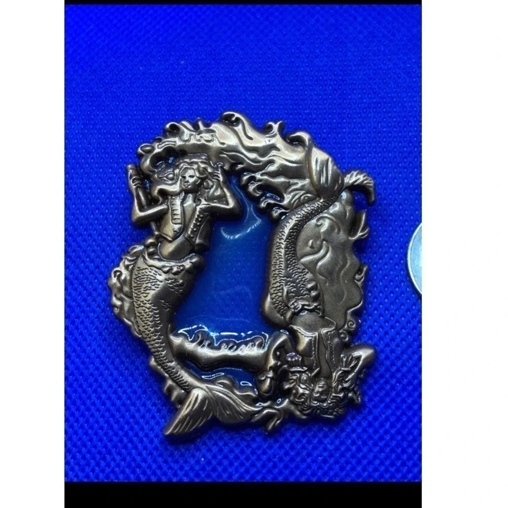 2017 WDI 50th anniversary Pirates of the Caribbean Disney pin very RARE LARGE